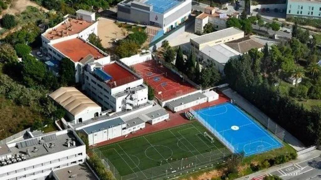 Barcelona High School