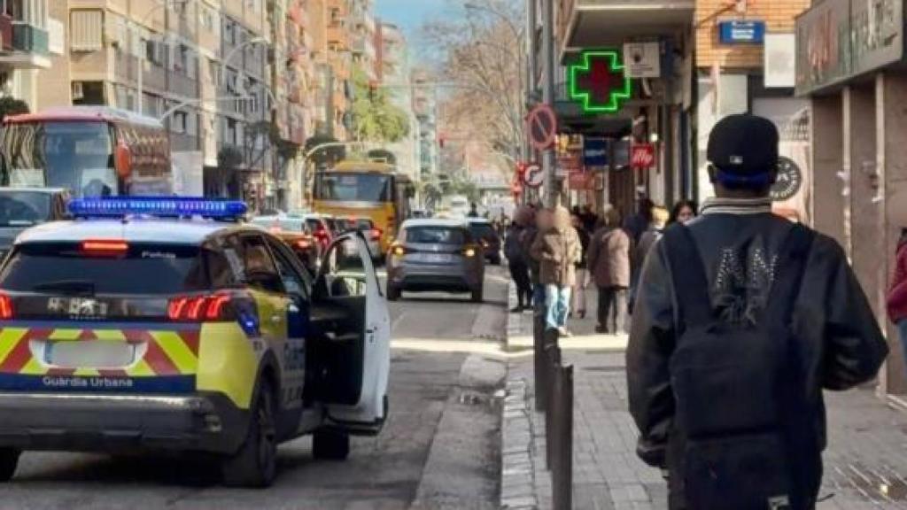 Imagen del operativo en Badalona publicado por el alcalde de la ciudad