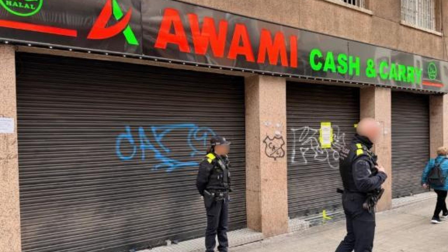 Imagen del supermercado cerrado