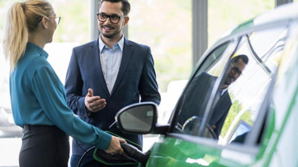 Carga de un coche eléctrico