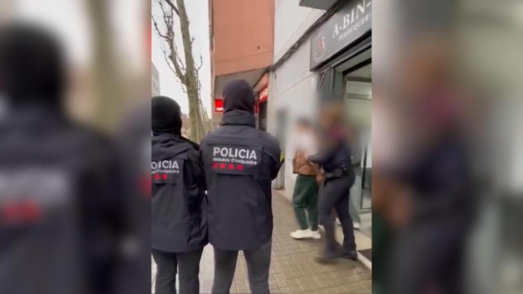 Los Mossos d’Esquadra detienen en L’Hospitalet de Llobregat a un hombre por financiación de la organización terrorista Hamás