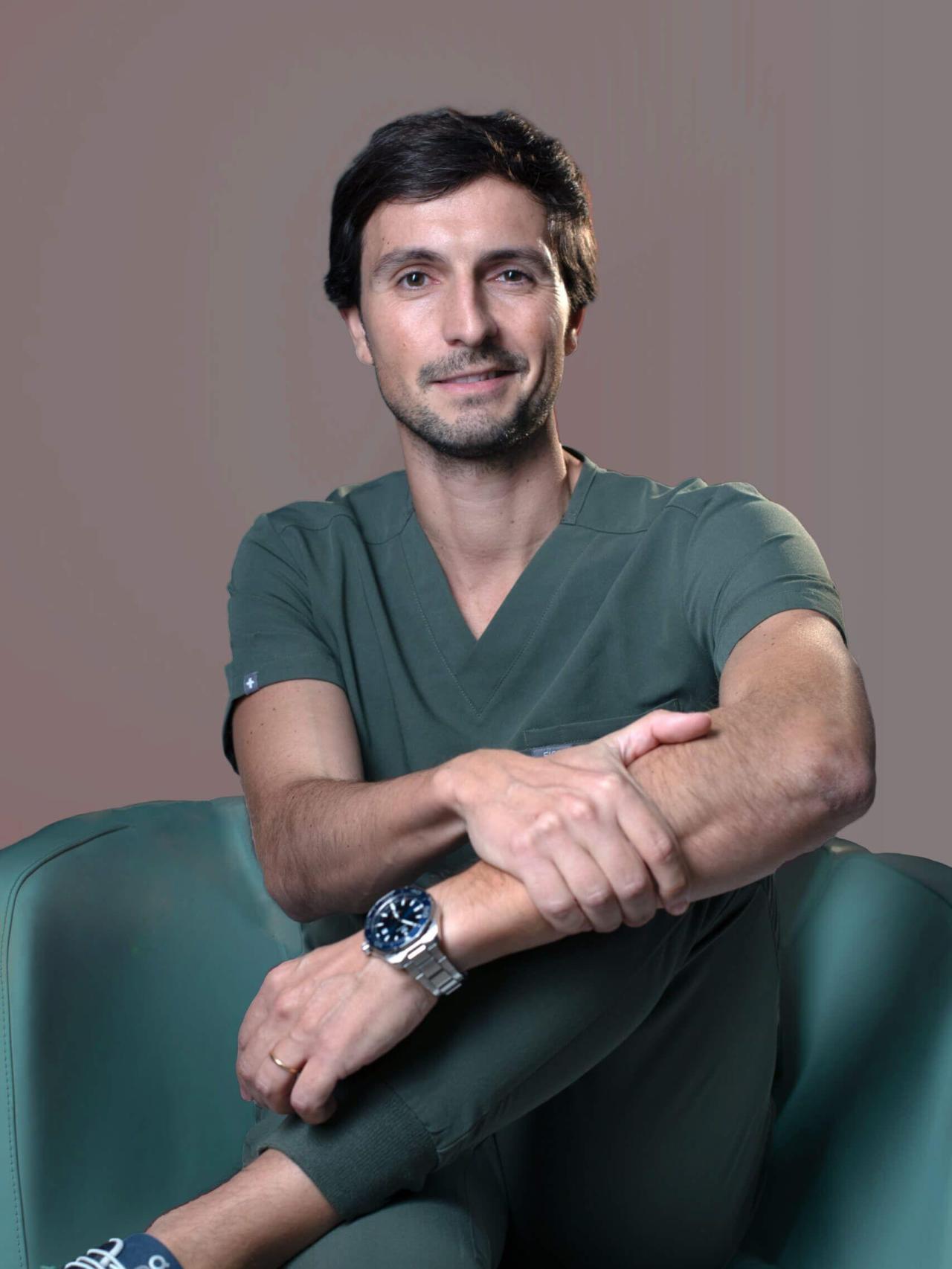 Doctor Francesc Durán, especialista en Cirugía Oral y Maxilofacial