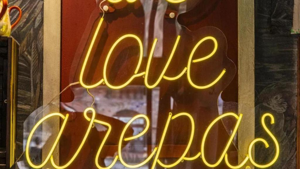 Cartel del restaurante Tumatey de Barcelona