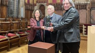 La consellera Sònia Hernández, Fernando Méndez Leite y el concejal Xavier Marcé, en la presentación de actividades previas de los Goya en Barcelona