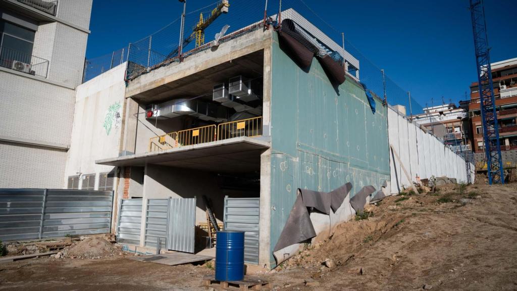 Exterior de les obres de la nova comissaria de la Policia Local de Santa Coloma