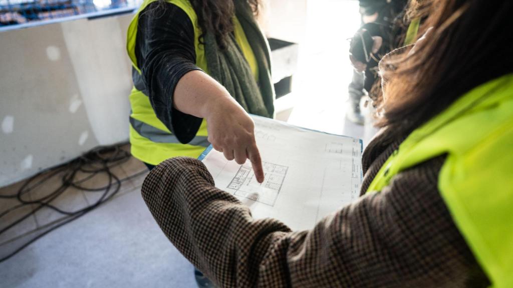 Les arquitectes de la futura comissaria de la Policia local de Santa Coloma