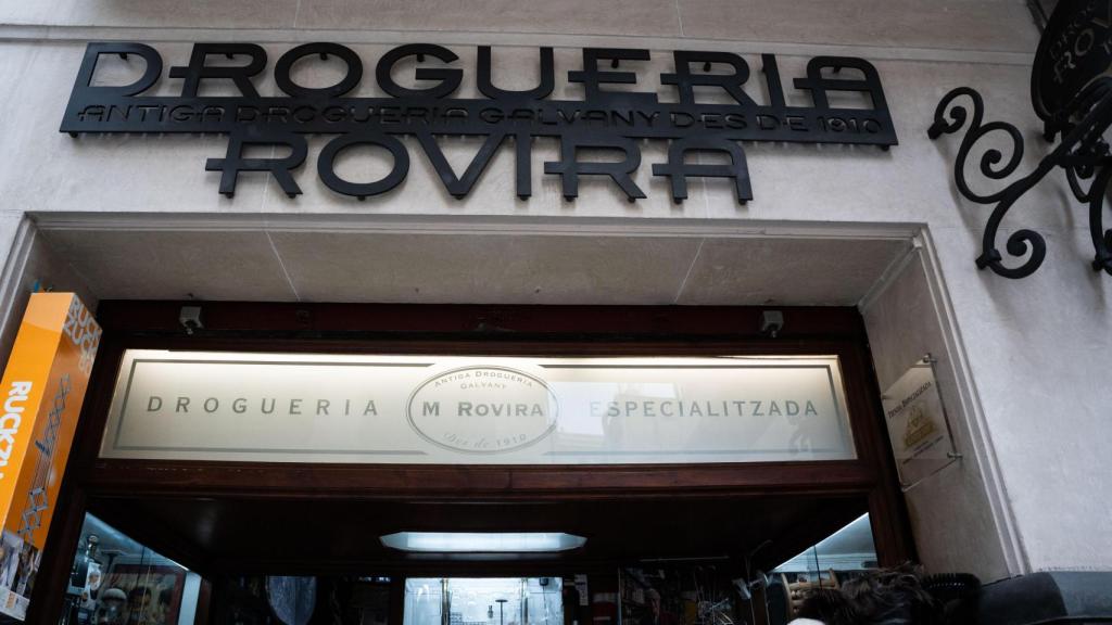 Fachada de la droguería Rovira