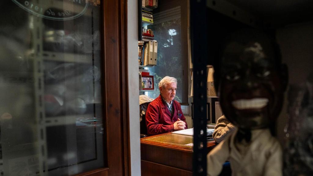 Ramón Segarra a la Drogueria Rovira