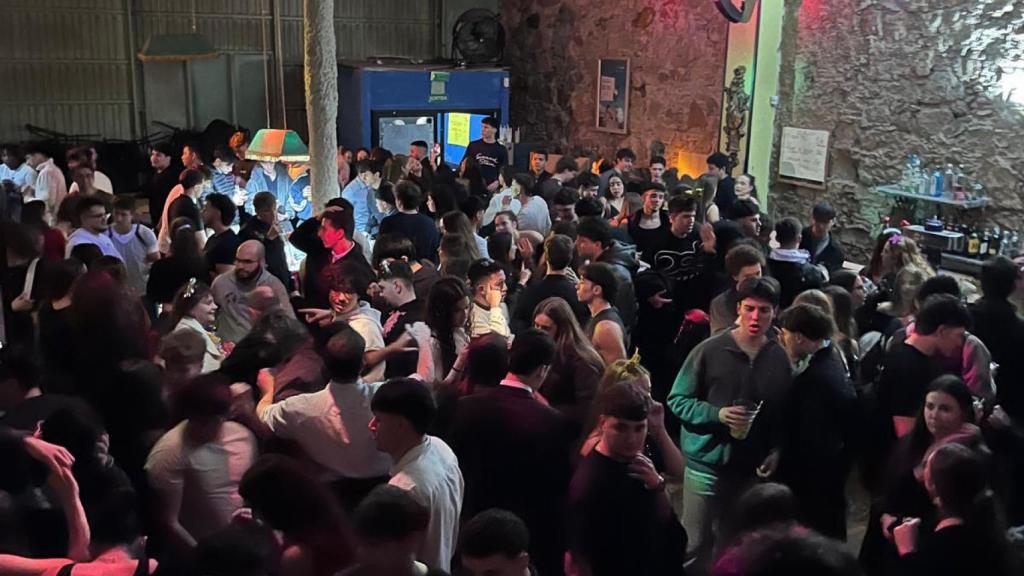 Interior del Open Bar de Barcelona durante la pasada Nochevieja