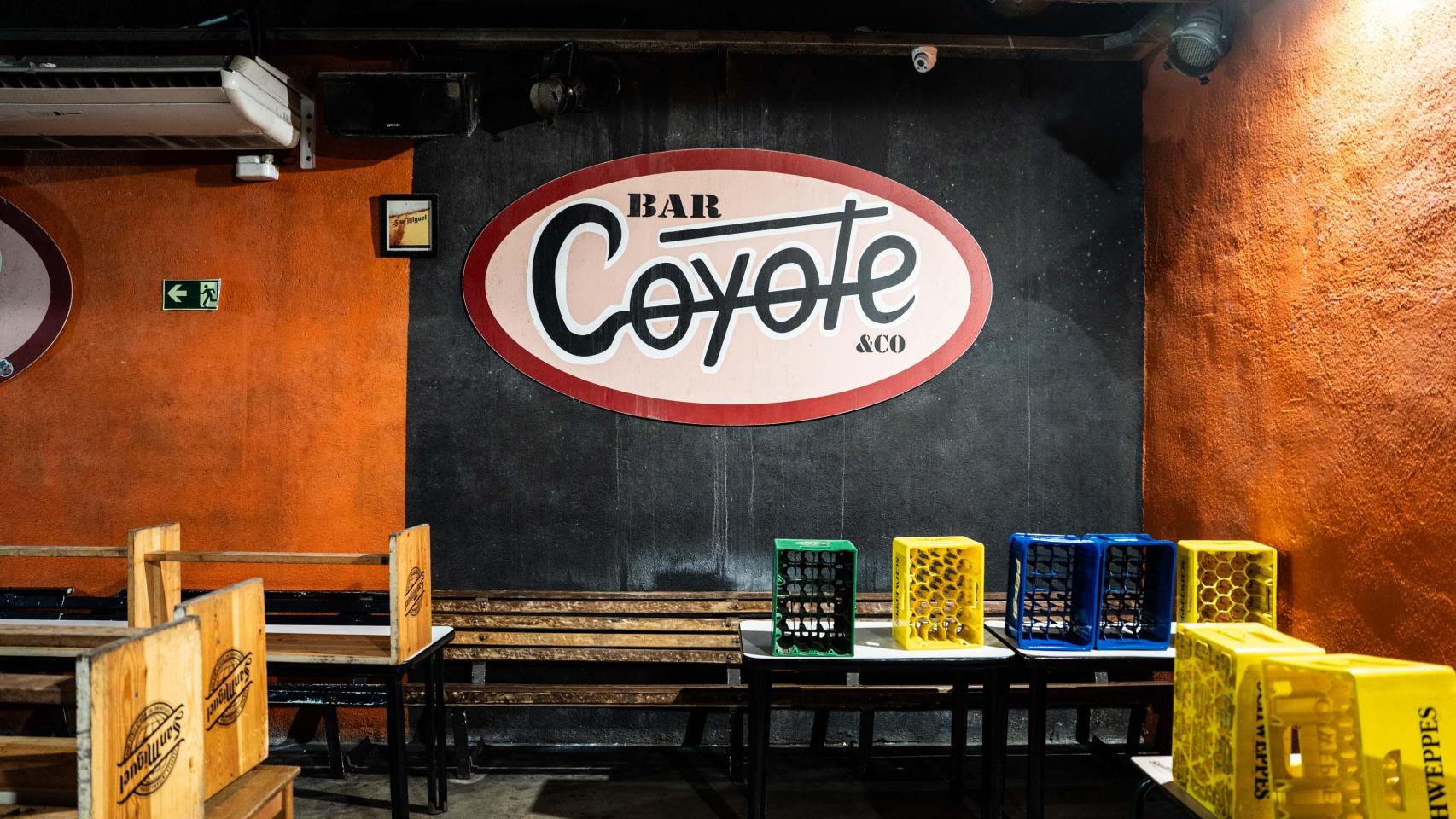 Bar Coyote