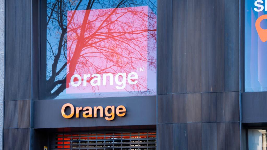 Botiga d'Orange als baixos de l'Olivia Plaza Hotel de la plaça Catalunya