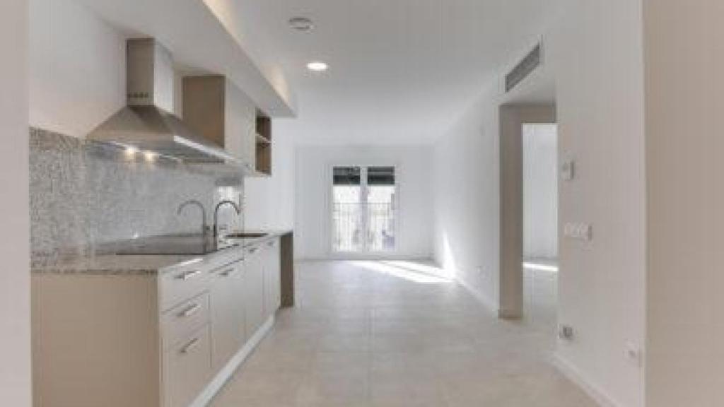 Barcelona entrega 44 viviendas de alquiler asequible en Raval