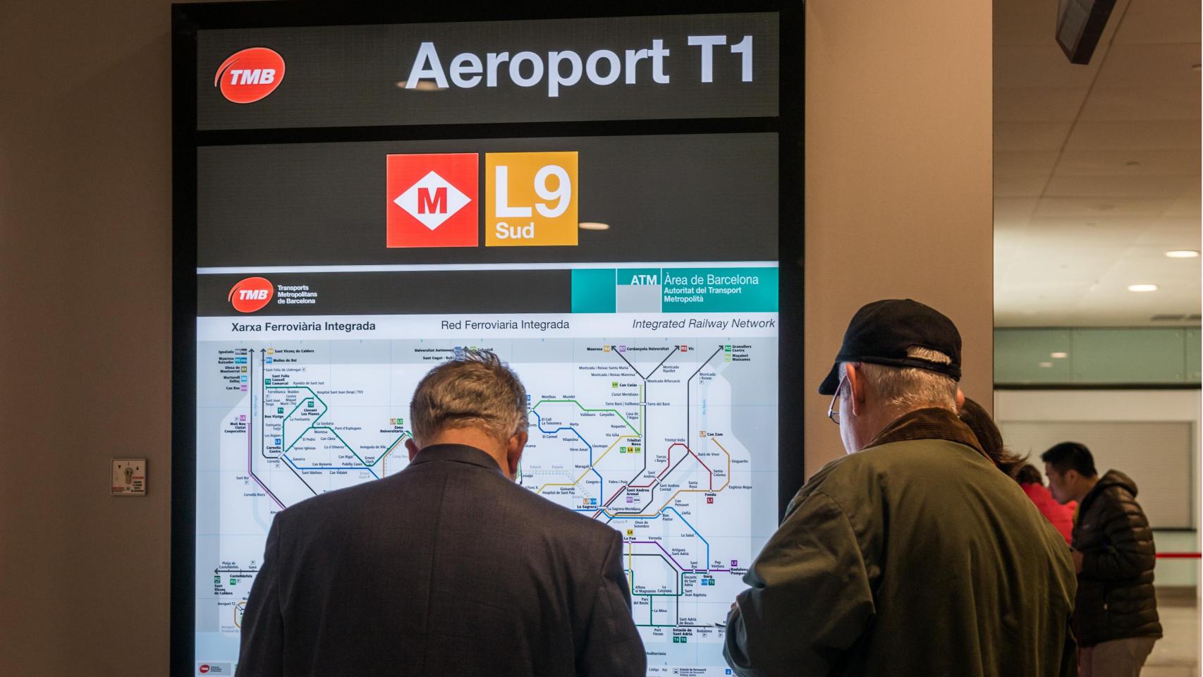 Parada de Aeroport T1 del metro de Barcelona en la línea L9 Sud