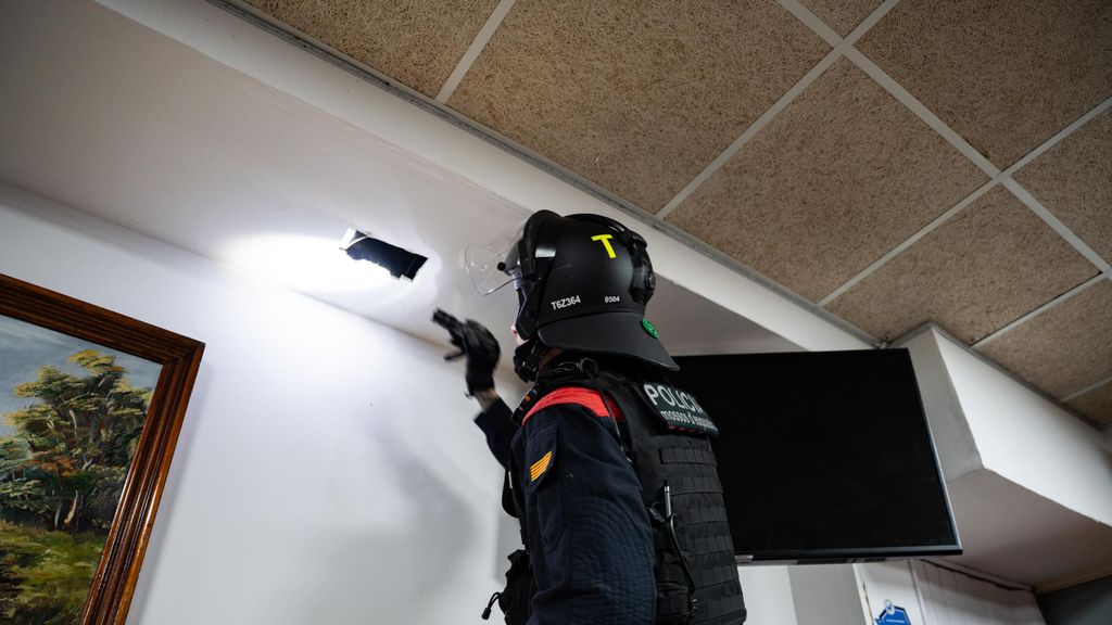Mossos d'Esquadra durant un operatiu en una imatge d'arxiu