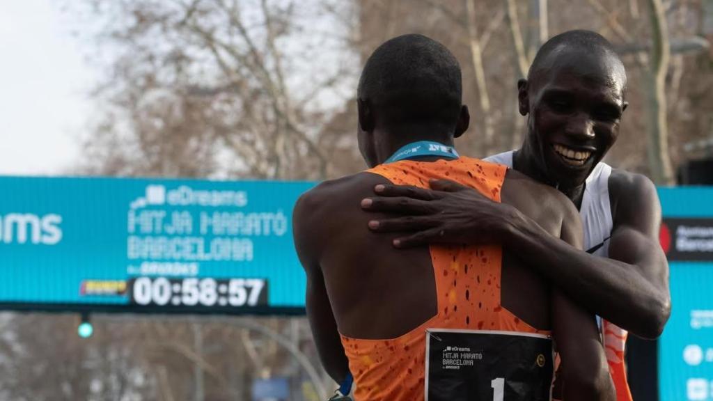 Corredores de la Hyundai Mitja Marató de Barcelona 2025