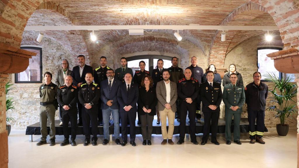 Autoridades que han participado en la Junta de Seguridad de Viladecans