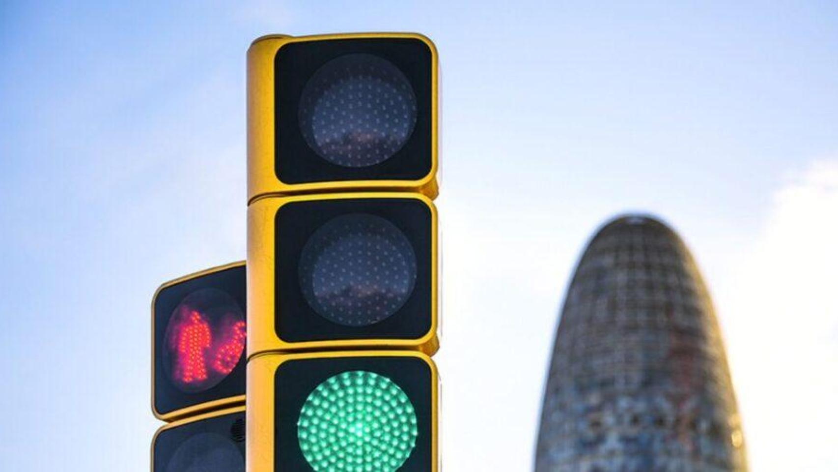 Un semáforo en Barcelona