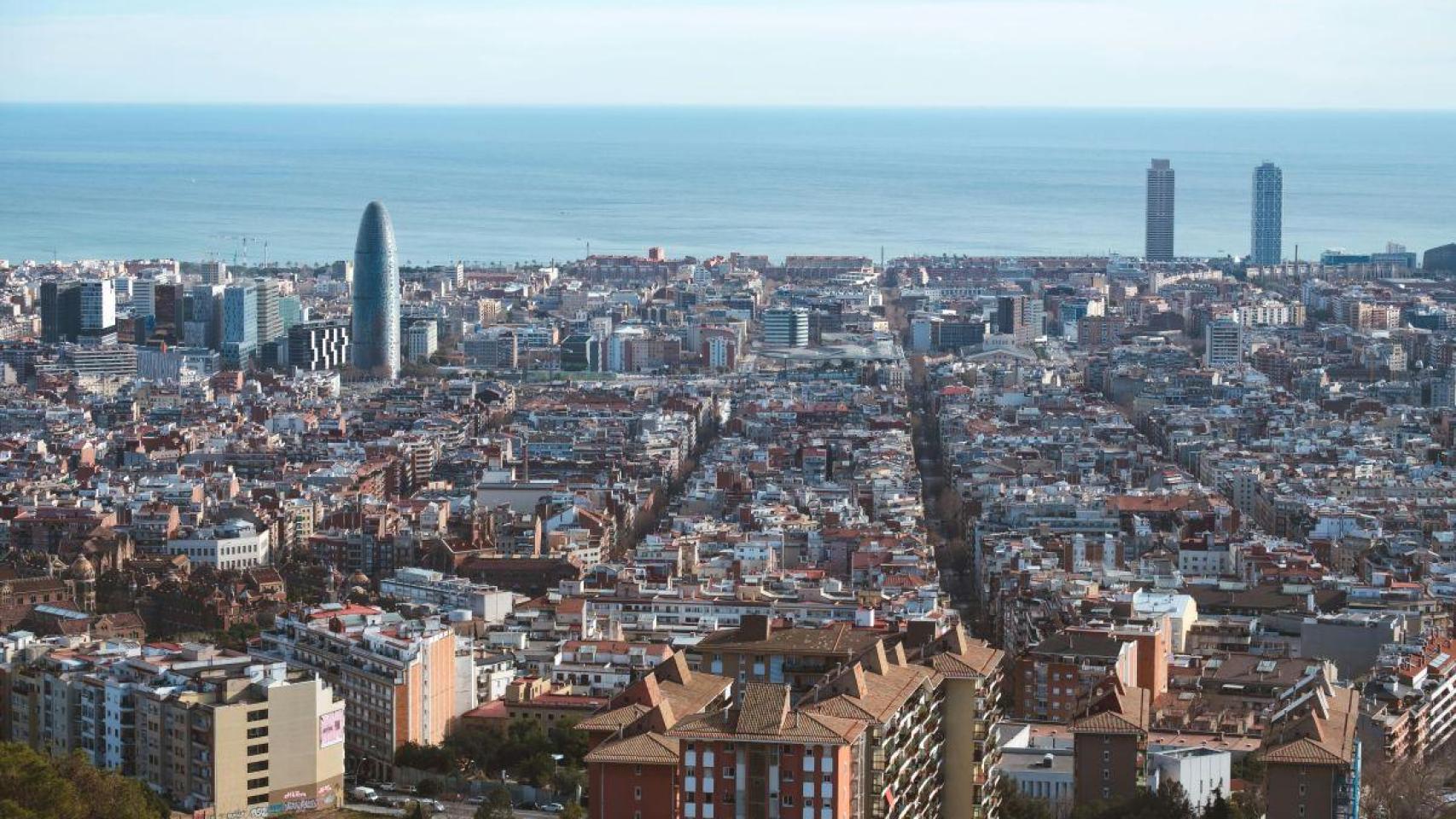 El sector salud lideró en 2025 la creación de empleo en el ecosistema de hubs de Catalunya