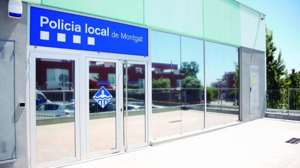Exterior de la comissaria de la Policia Local de Montgat