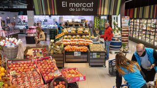 Imagen de archivo de un supermercado Caprabo en Barcelona
