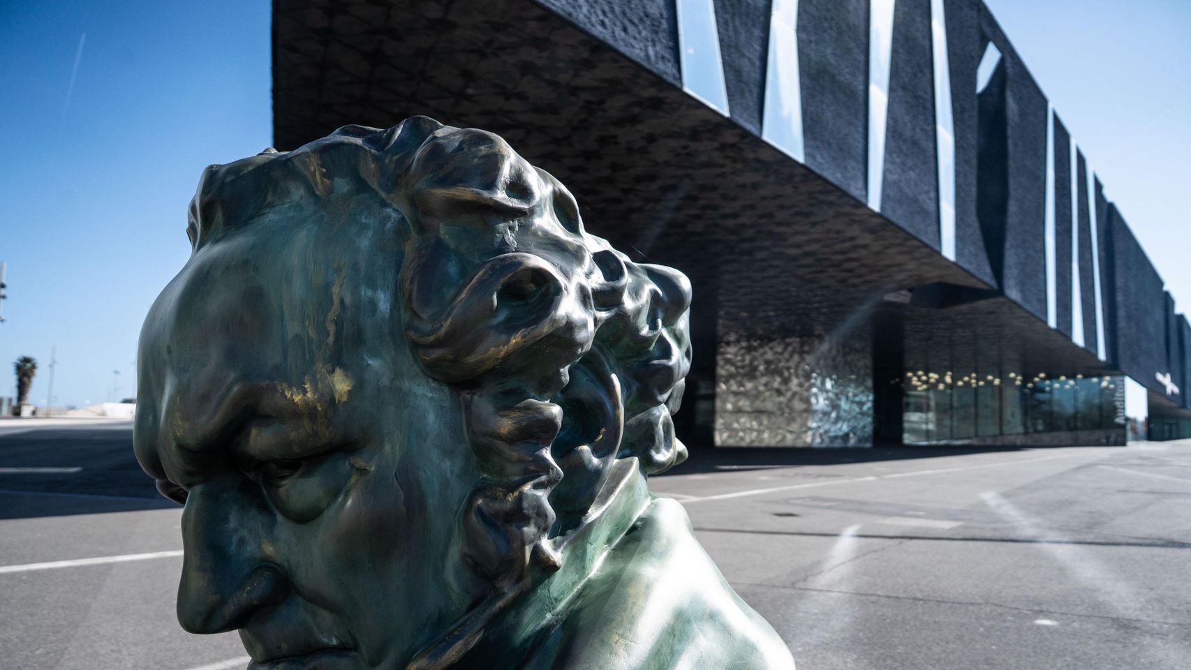 Monumento Busto de Goya