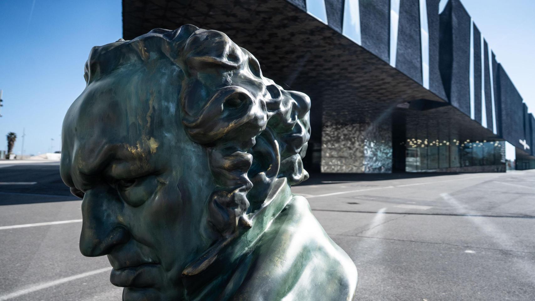 Monumento Busto de Goya