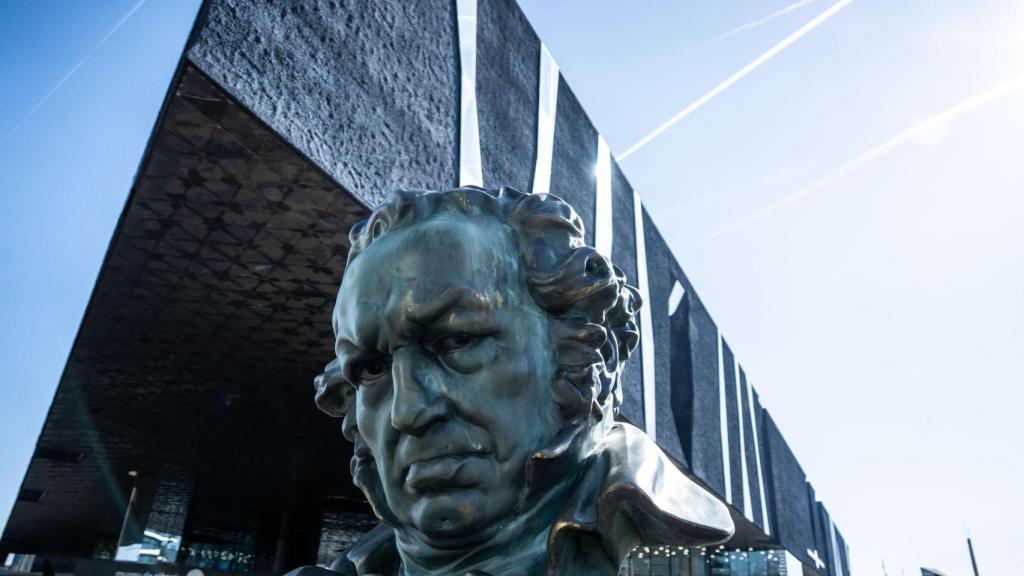 Monumento Busto de Goya