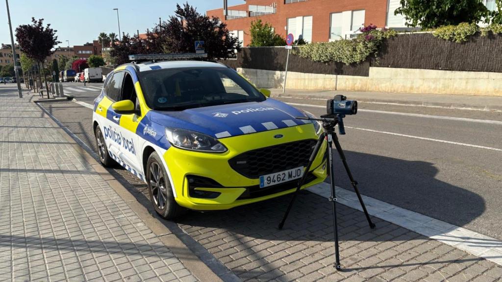Un vehicle policial a Montgat