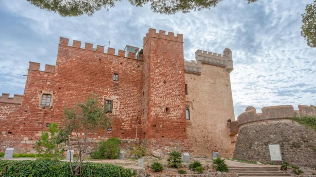 El castell de Castelldefels en una imatge d'arxiu