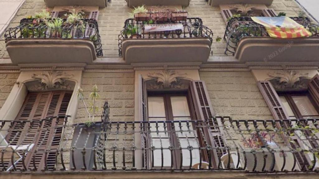 Bloc de coliving al carrer Sant Agustí, 14, de la Vila de Gràcia