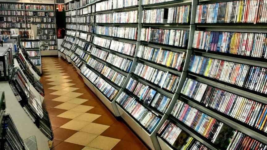 Video Instant, a Enric Granados, va ser el primer videoclub que va obrir a Espanya / A.V.