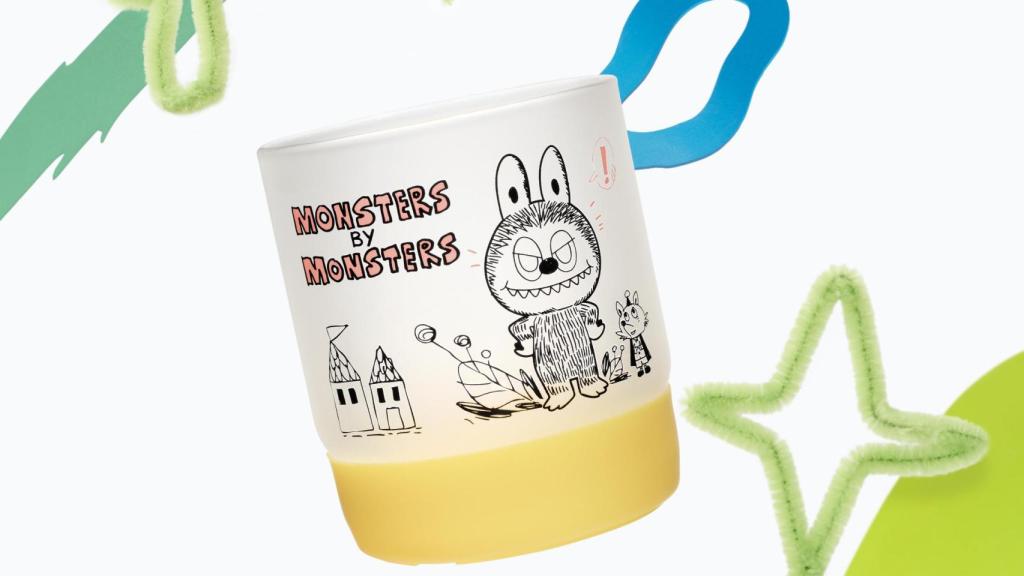 Un taza de la serie THE MONSTERS (Labubu)