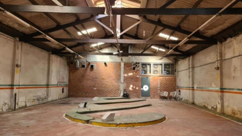 La antigua nave que se va a derribar en el Eixample de Barcelona