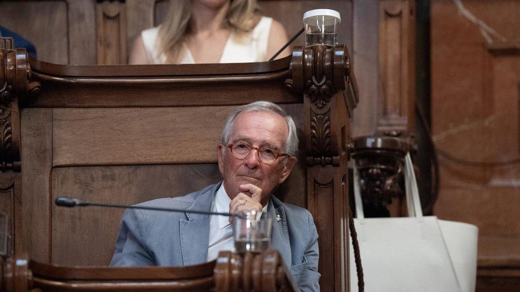 L'exalcalde de Barcelona, Xavier Trias, durant un ple municipal com a regidor en el present mandat