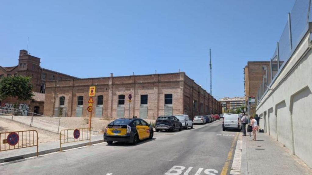 El carrer Mossèn Amadeu Oller de Barcelona