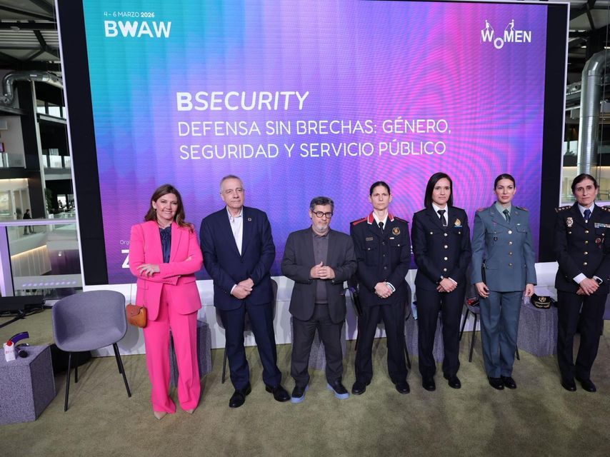 Presentació del debat sobre igualtat als cossos policials al BWAW del Consorci de la Zona Franca