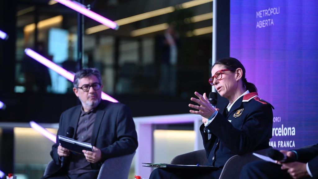 Manel Manchón i Ruth Giralt (Mossos), al debat a la BWAW