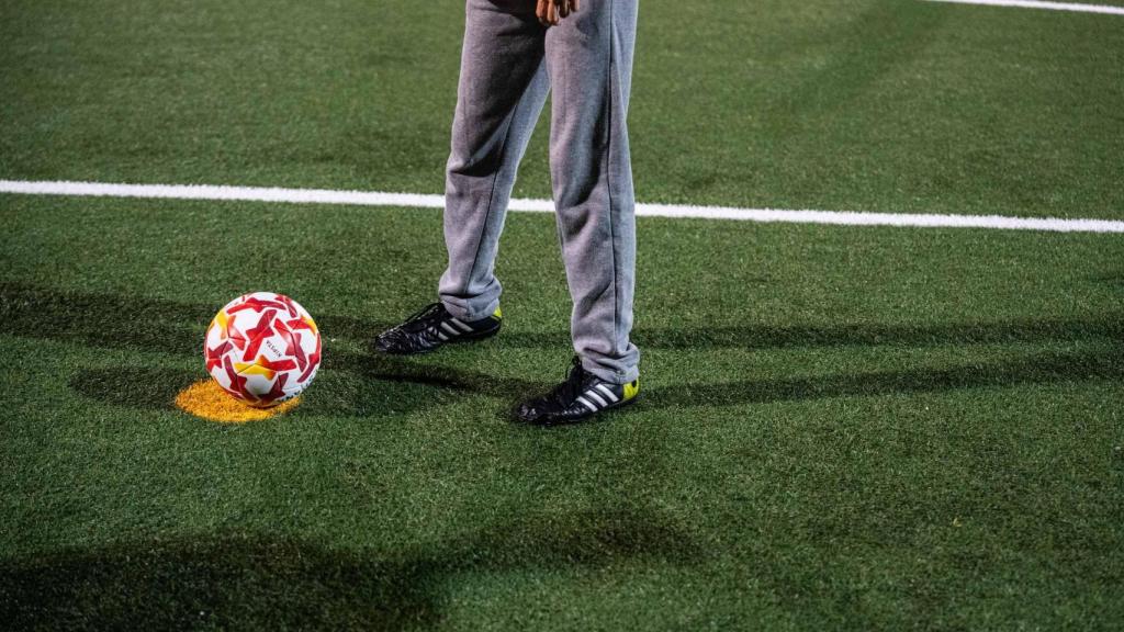 Jugadora durante un entrenamiento de 'Street Soccer'