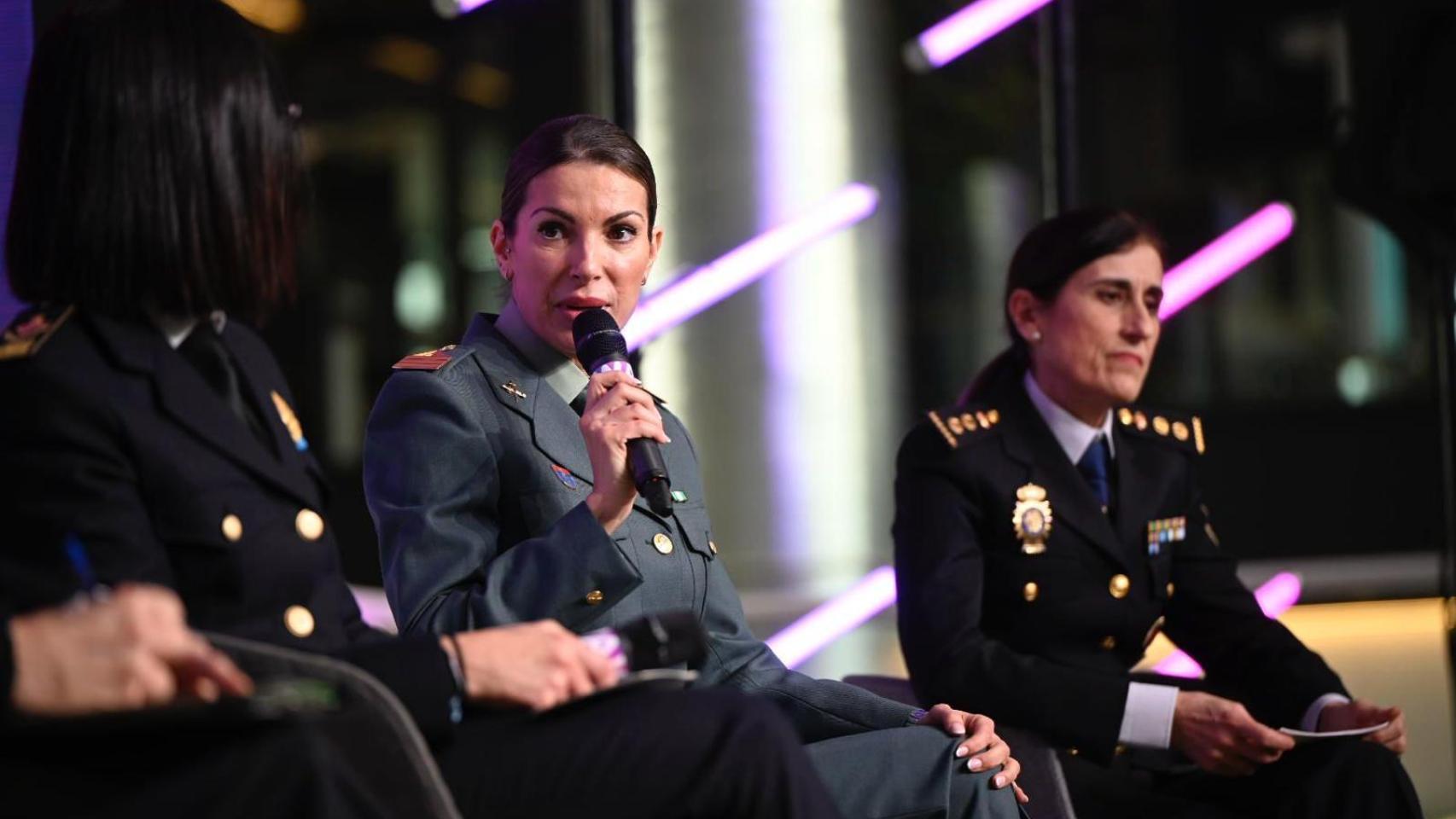 Debate sobre la igualdad de género en los cuerpos policiales en el BWAW