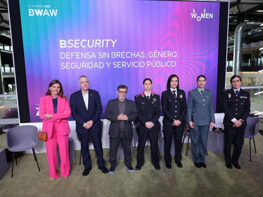 Presentación del debate sobre igualdad en los cuerpos policiales en el BWAW del Consorci de la Zona Franca