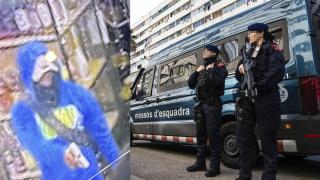 Tercer atraco a mano armada en pocas horas en Barcelona: el encapuchado actúa de nuevo en Les Corts