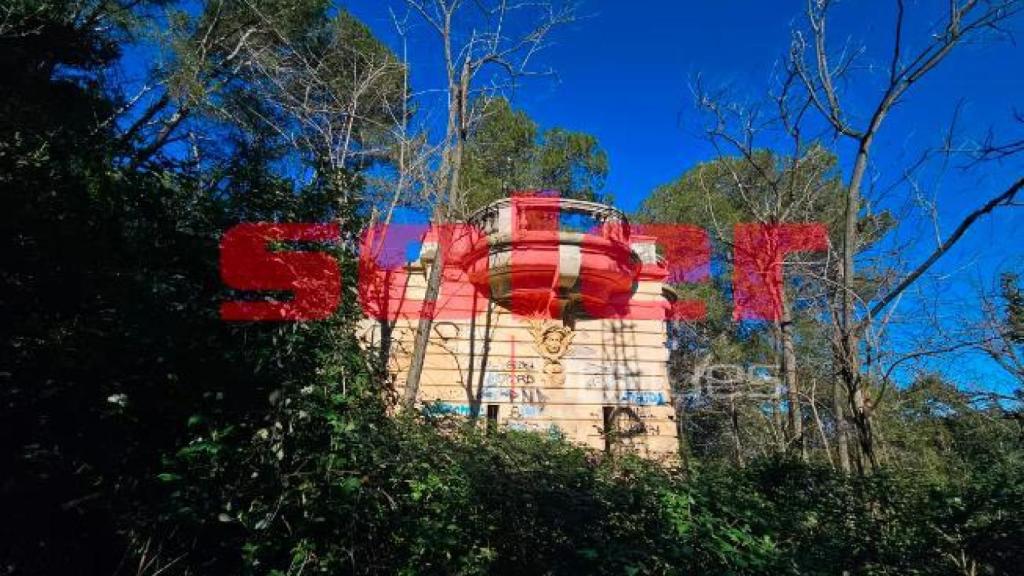 Exterior de la finca a la venta del antiguo Casino