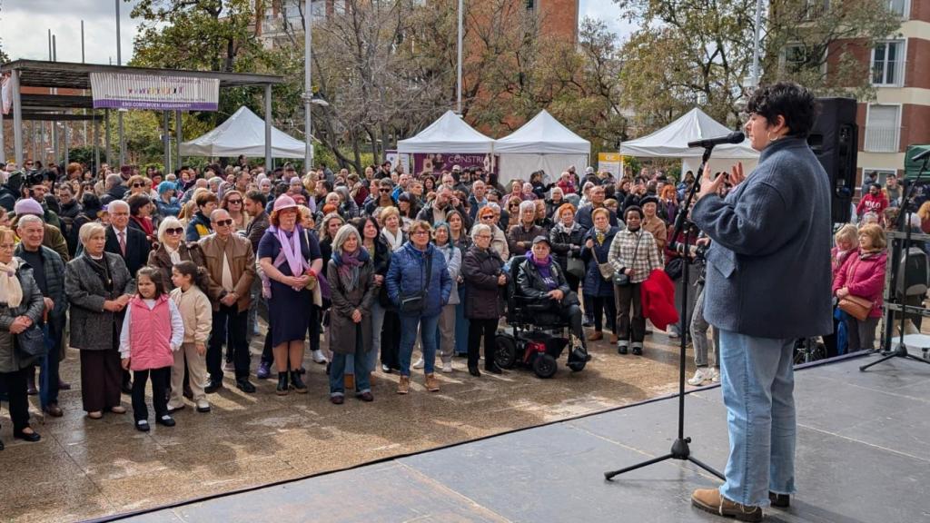 Actes per l'8M a la plaça de la Vila de Santa Coloma