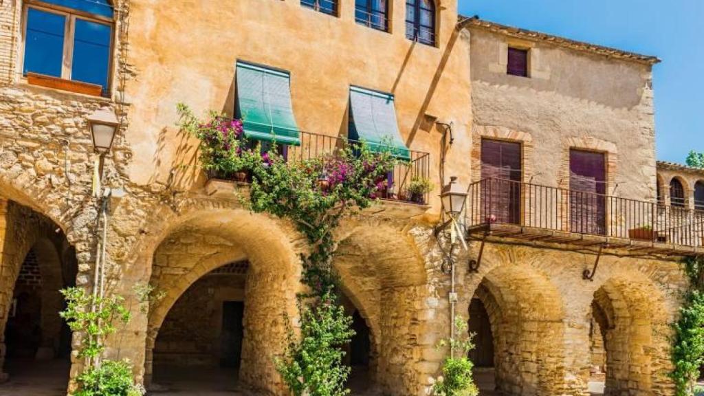 Peratallada en imatge d'arxiu