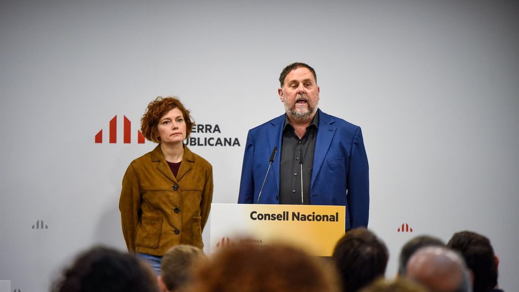 El presidente de ERC, Oriol Junqueras, y la secretaria general, Elisenda Alamany, en el Consell Nacional de este sábado