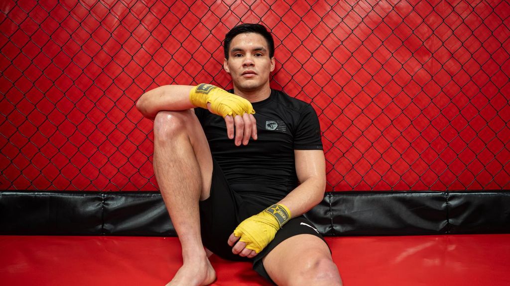 Rodrigo Rivoin, el lluitador professional de MMA durant la seva entrevista amb Metròpoli