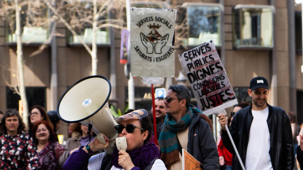 Manifestants dels Serveis Socials de l'Ajuntament de Barcelona
