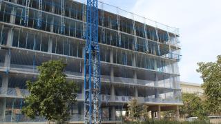 La falta de suelo empuja a las inmobiliarias de lujo a construir en los barrios periféricos de Barcelona