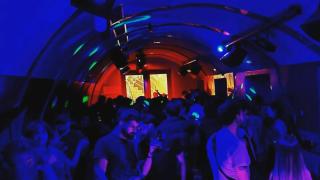 Cierra una mítica discoteca del corazón histórico de Barcelona tras casi 50 años de actividad: "Ha bajado la persiana para siempre"