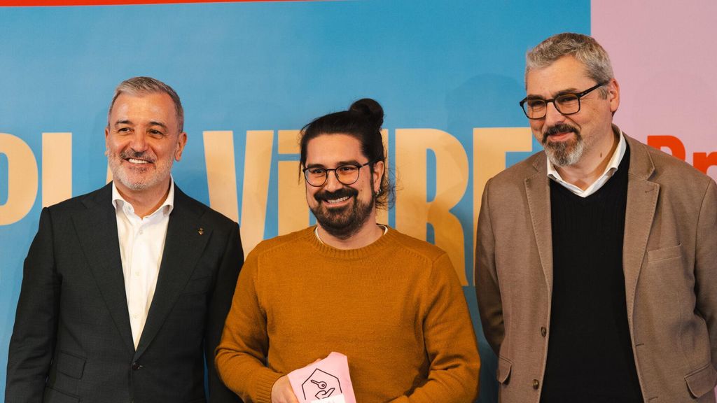 L'alcalde Jaume Collboni lliura les claus de la promoció d'habitatge assequible a l'Illa Glòries
